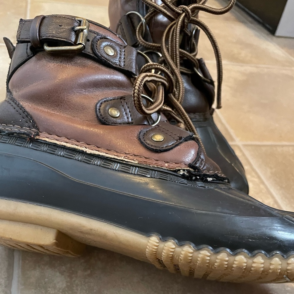 Maurices Duck boots. Snow Shoes.